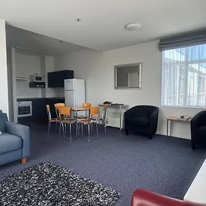 Western 4*, Wellington New Zealand